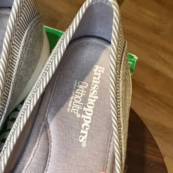 Grasshoppers Silver Glitter Slip-On Flats - Picture 4 of 9